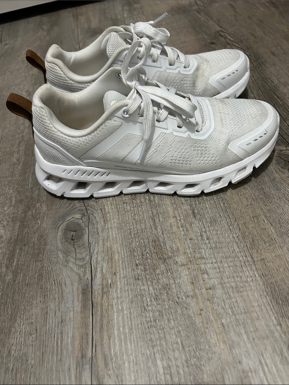 Avia Women’s White Athletic Lace-Up Sneakers with Brown Pull Tab